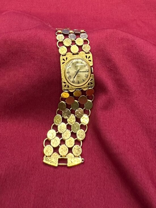 VTG Vendome Analog Watch 7-Jewel Wind-Up main image 6